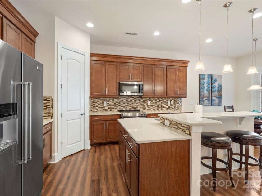 5422 Shannon Bell Lane, Charlotte, NC 28277.  MLS# CAR4253250, YatesRealty ID 18109. 