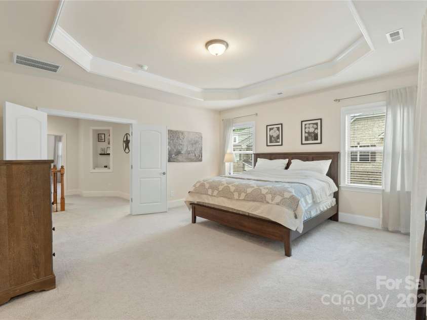 5422 Shannon Bell Lane, Charlotte, NC 28277.  MLS# CAR4253250, YatesRealty ID 18109. 