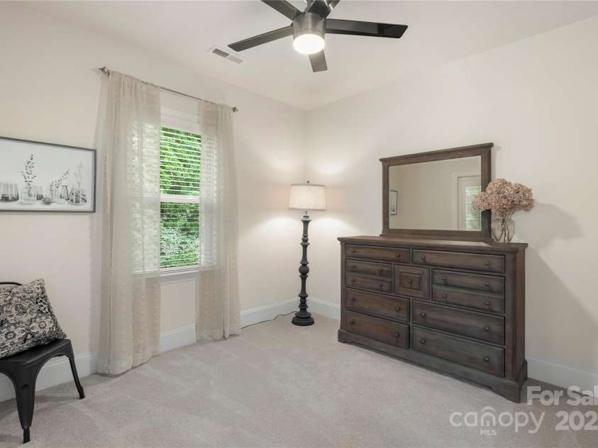 5422 Shannon Bell Lane, Charlotte, NC 28277.  MLS# CAR4253250, YatesRealty ID 18109. 