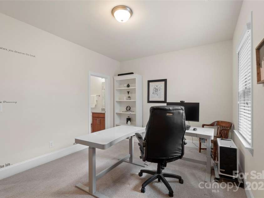 5422 Shannon Bell Lane, Charlotte, NC 28277.  MLS# CAR4253250, YatesRealty ID 18109. 