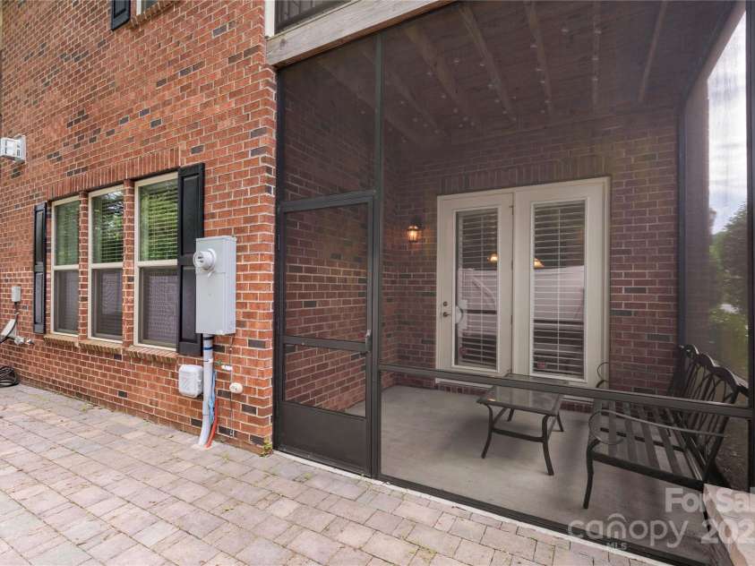 5422 Shannon Bell Lane, Charlotte, NC 28277.  MLS# CAR4253250, YatesRealty ID 18109. 