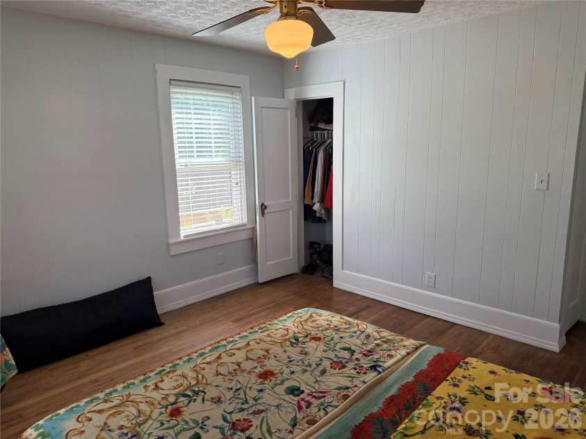 110 Lincoln Avenue, Marion, NC 28752.  MLS# CAR4366576, YatesRealty ID 18110. 