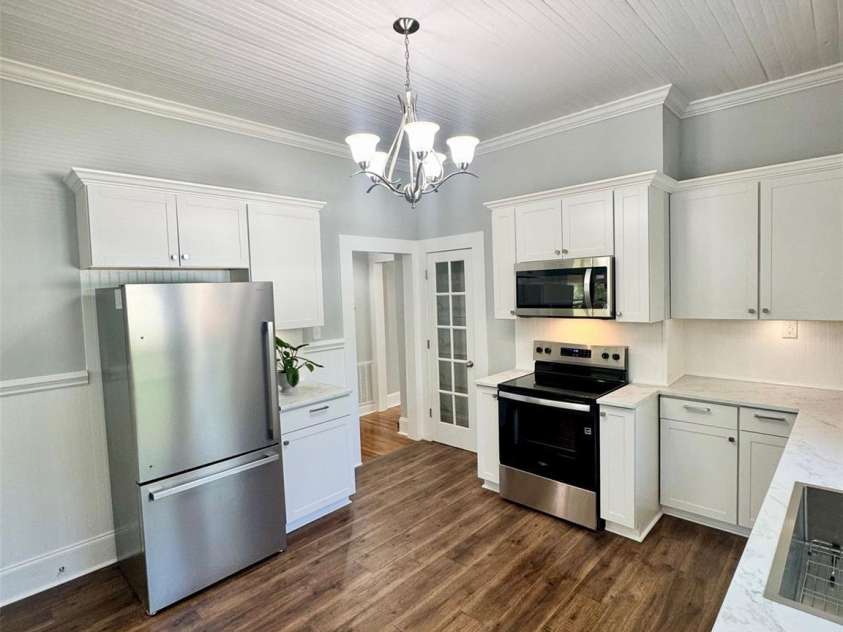 315 Lowrance Avenue, Mooresville, NC 28115.  MLS# CAR4376744, YatesRealty ID 18111. 
