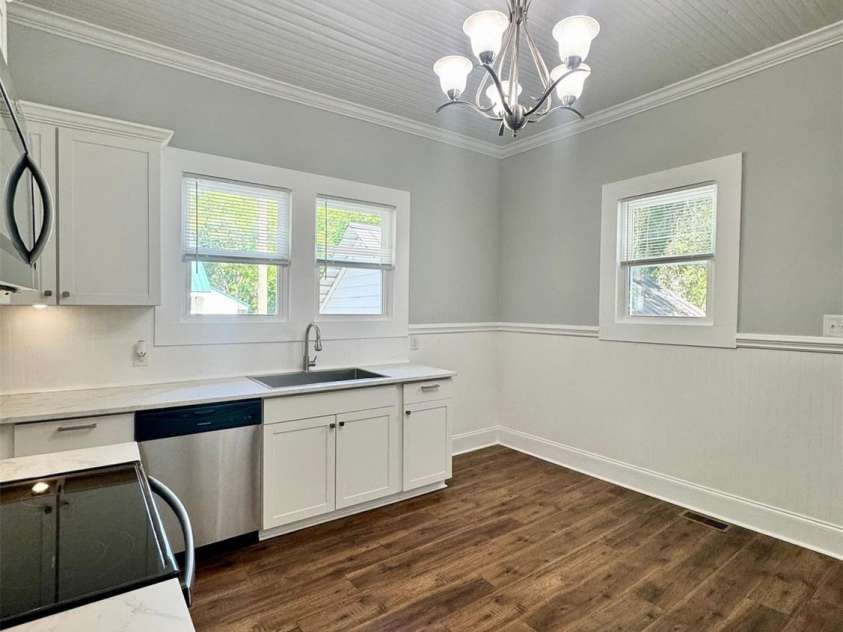 315 Lowrance Avenue, Mooresville, NC 28115.  MLS# CAR4376744, YatesRealty ID 18111. 
