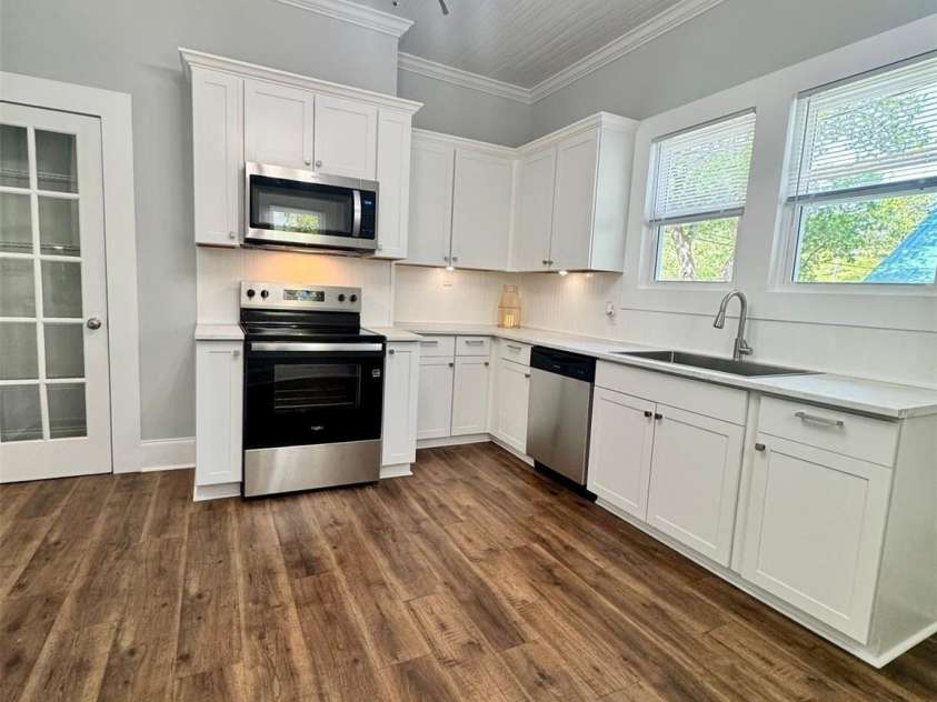 315 Lowrance Avenue, Mooresville, NC 28115.  MLS# CAR4376744, YatesRealty ID 18111. 