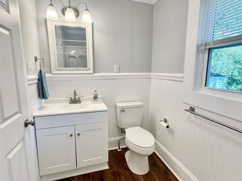 315 Lowrance Avenue, Mooresville, NC 28115.  MLS# CAR4376744, YatesRealty ID 18111. 