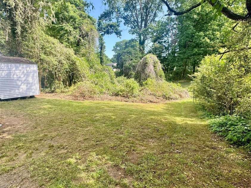 315 Lowrance Avenue, Mooresville, NC 28115.  MLS# CAR4376744, YatesRealty ID 18111. 