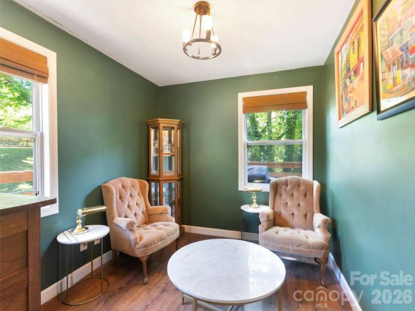 10 McTindal Circle, Asheville, NC 28803.  MLS# CAR4375699, YatesRealty ID 18112. 