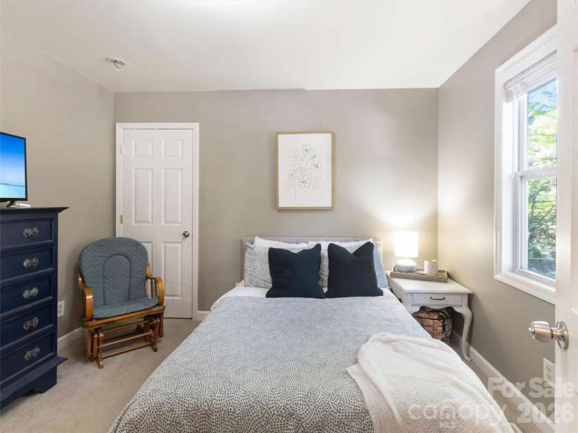 10 McTindal Circle, Asheville, NC 28803.  MLS# CAR4375699, YatesRealty ID 18112. 