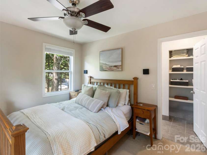 10 McTindal Circle, Asheville, NC 28803.  MLS# CAR4375699, YatesRealty ID 18112. 