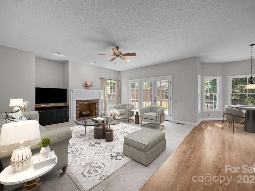 9000 Stourbridge Drive, Huntersville, NC 28078.  MLS# CAR4247651, YatesRealty ID 18112. 