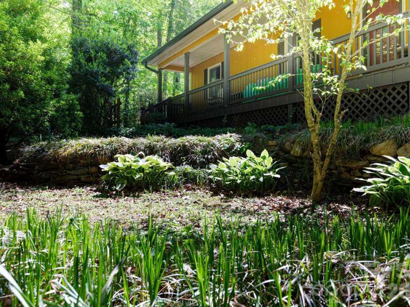 3489 Wilfong Road, Newton, NC 28658.  MLS# CAR4374256, YatesRealty ID 18113. 
