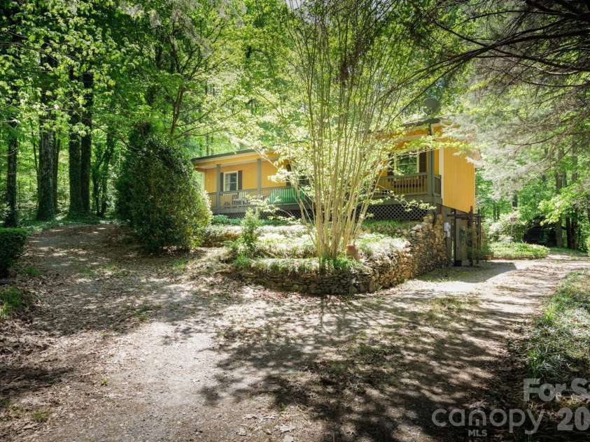 3489 Wilfong Road, Newton, NC 28658.  MLS# CAR4374256, YatesRealty ID 18113. Just over 3/4 acre