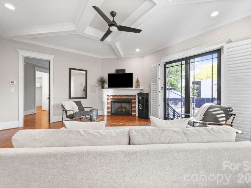 1117 Pamlico Street, Charlotte, NC 28205.  MLS# CAR4368610, YatesRealty ID 18118. 
