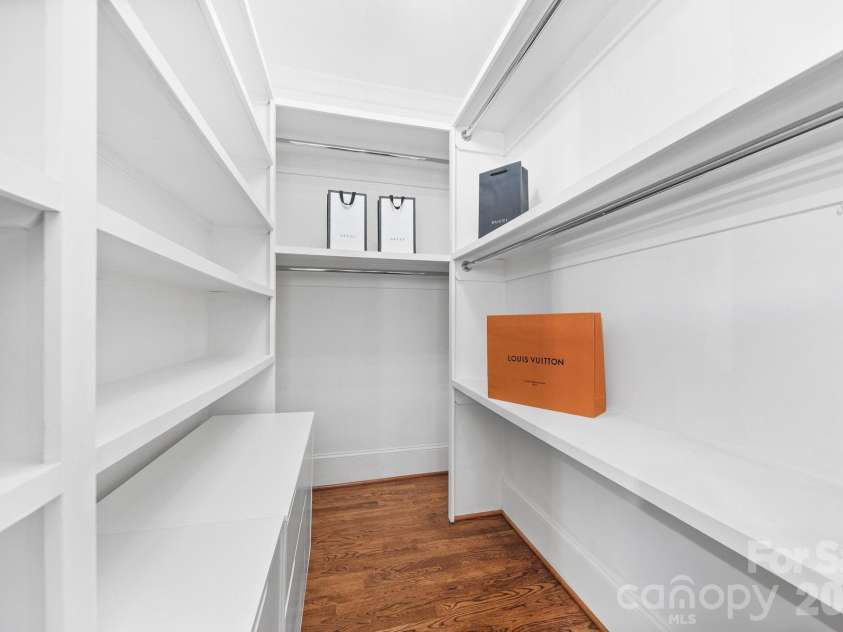 1117 Pamlico Street, Charlotte, NC 28205.  MLS# CAR4368610, YatesRealty ID 18118. 