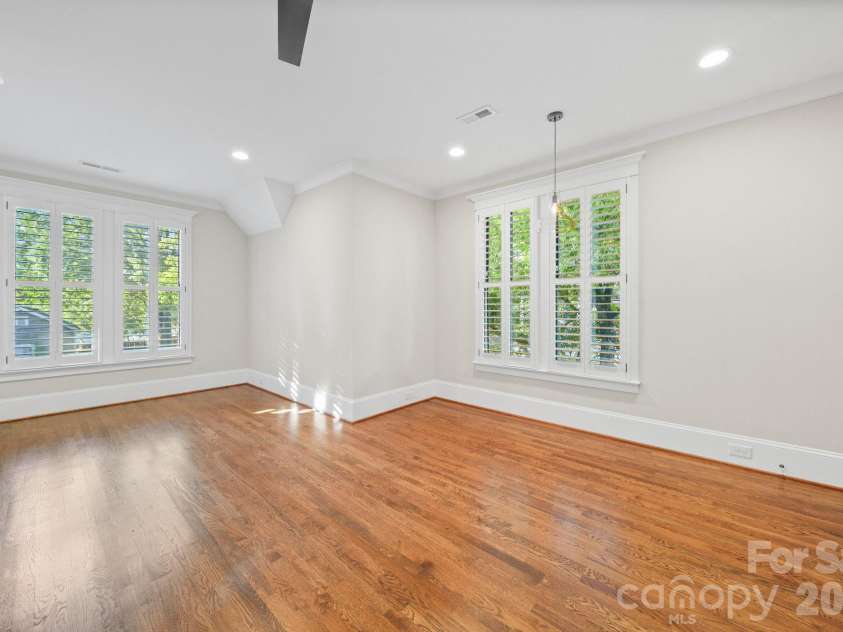 1117 Pamlico Street, Charlotte, NC 28205.  MLS# CAR4368610, YatesRealty ID 18118. 