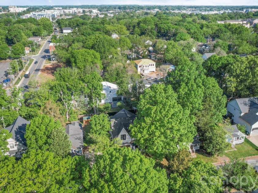 1117 Pamlico Street, Charlotte, NC 28205.  MLS# CAR4368610, YatesRealty ID 18118. 