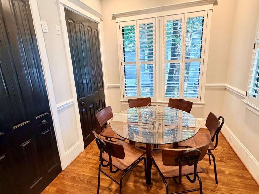 1117 Pamlico Street, Charlotte, NC 28205.  MLS# CAR4368610, YatesRealty ID 18118. 