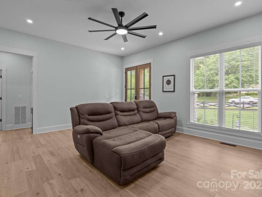 2577 Bonnybrook Circle, Rock Hill, SC 29732.  MLS# CAR4263374, YatesRealty ID 18118. 