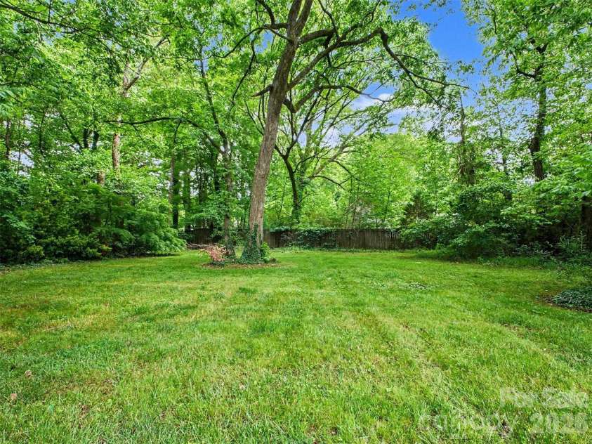 1310 Allison Court, Salisbury, NC 28146.  MLS# CAR4374726, YatesRealty ID 18119. Large, flat 1 acre lot