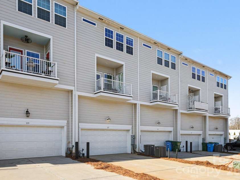117 Morning Gap Parkway, Fort Mill, SC 29715.  MLS# CAR4333429, YatesRealty ID 1812. Garage on rear end.