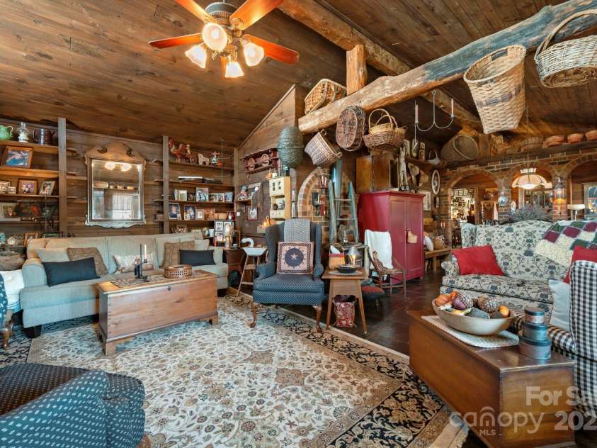 901 Union Street, Maiden, NC 28650.  MLS# CAR4322625, YatesRealty ID 1812. Warm natural finishes