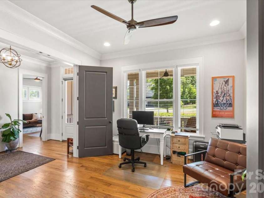559 Preservation Drive, Fort Mill, SC 29715.  MLS# CAR4369169, YatesRealty ID 18120. A formal dining room or a work-from-home setup, ready and waiting... plenty of light, plenty of focus