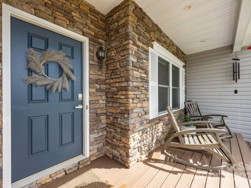 66 Lawson Ridge Road, Leicester, NC 28748.  MLS# CAR4258146, YatesRealty ID 18120. 