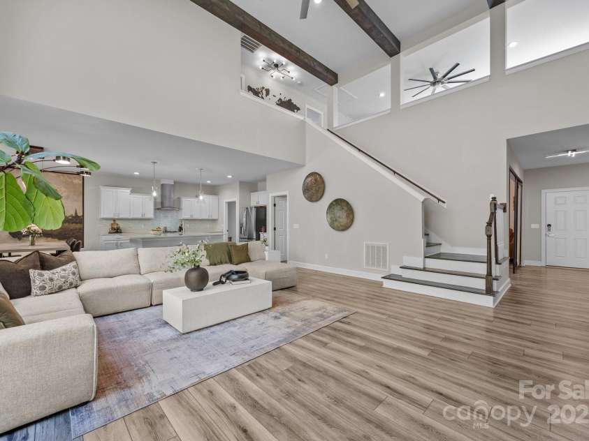 66 Lawson Ridge Road, Leicester, NC 28748.  MLS# CAR4258146, YatesRealty ID 18120. 