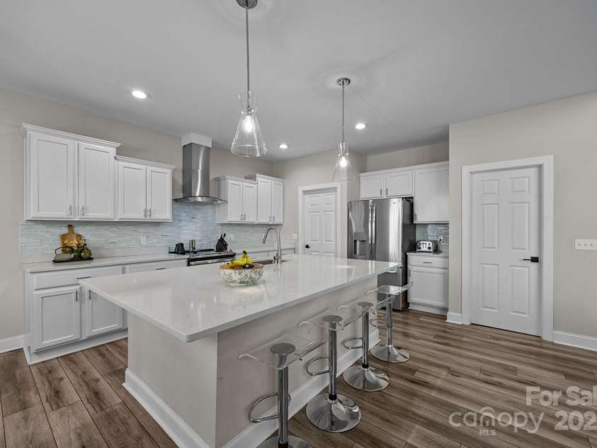 66 Lawson Ridge Road, Leicester, NC 28748.  MLS# CAR4258146, YatesRealty ID 18120. 