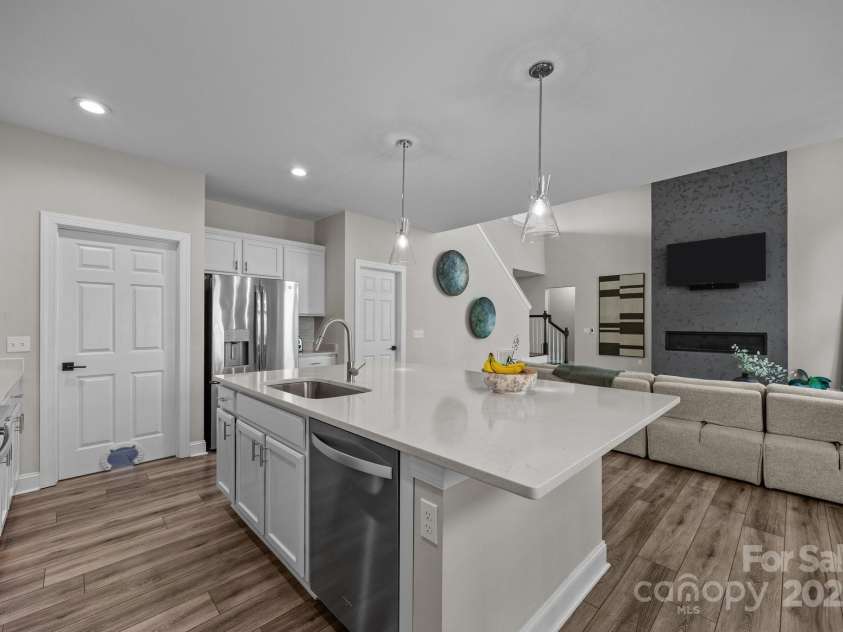 66 Lawson Ridge Road, Leicester, NC 28748.  MLS# CAR4258146, YatesRealty ID 18120. 