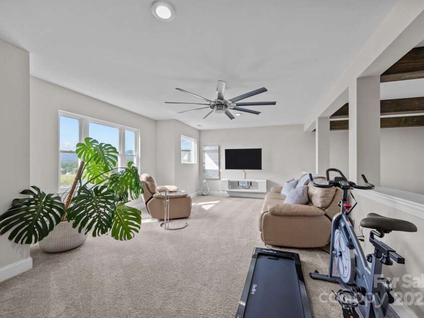 66 Lawson Ridge Road, Leicester, NC 28748.  MLS# CAR4258146, YatesRealty ID 18120. 