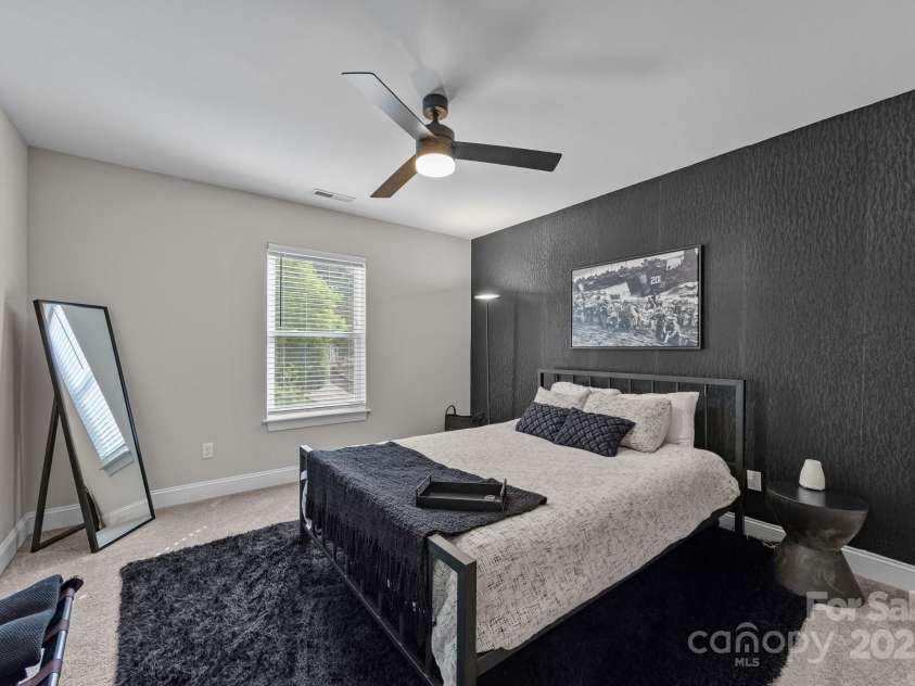 66 Lawson Ridge Road, Leicester, NC 28748.  MLS# CAR4258146, YatesRealty ID 18120. 