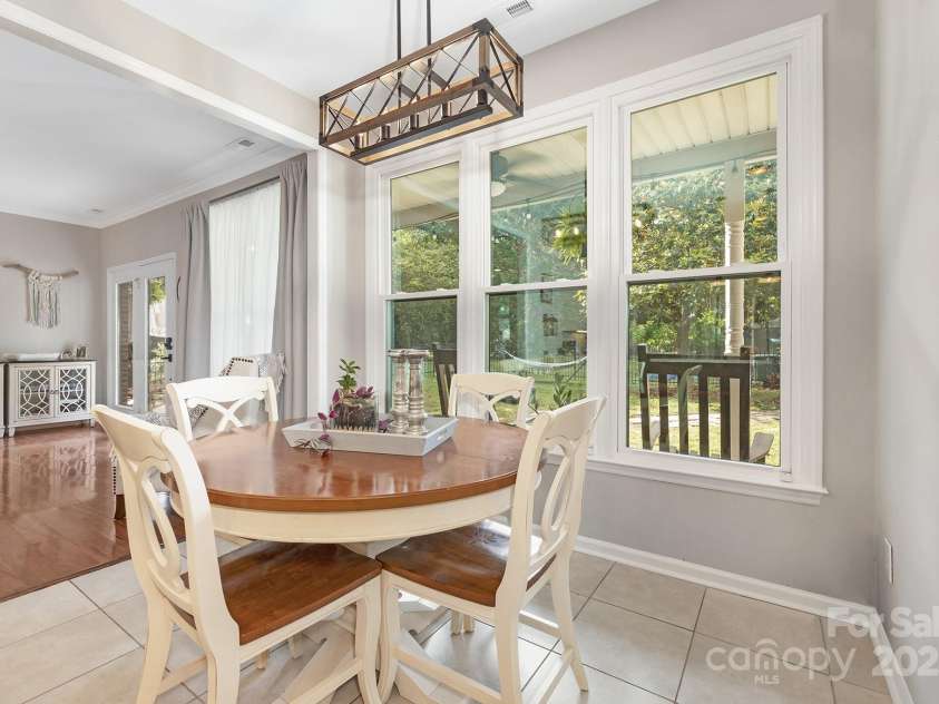 3300 Chancellor Lane, Monroe, NC 28110.  MLS# CAR4219871, YatesRealty ID 18121. 