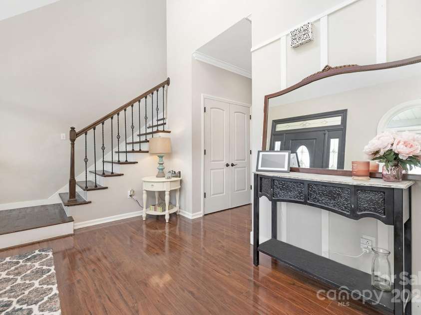3300 Chancellor Lane, Monroe, NC 28110.  MLS# CAR4219871, YatesRealty ID 18121. 