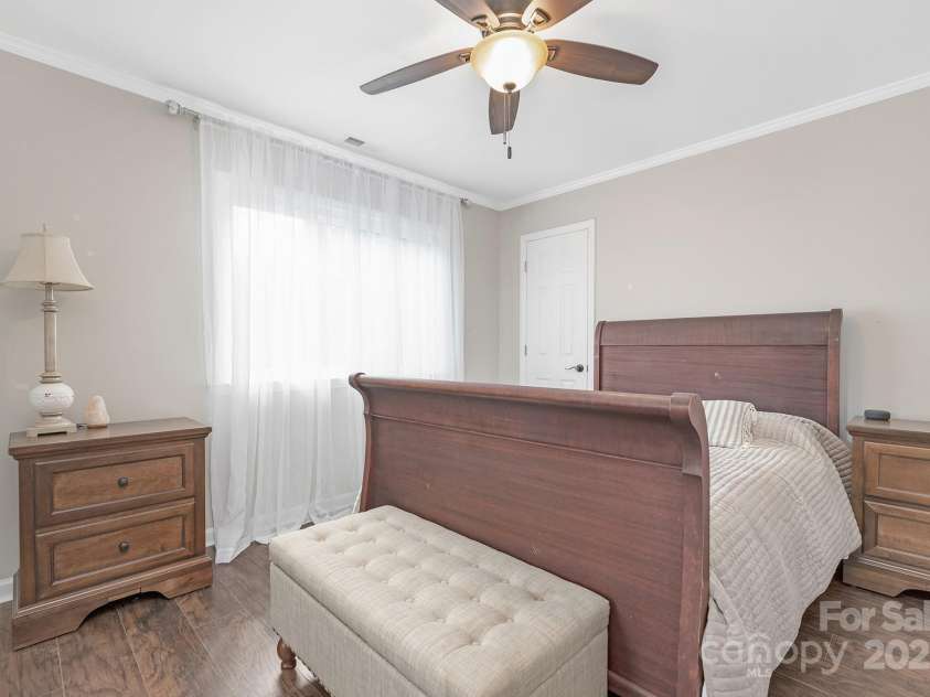 3300 Chancellor Lane, Monroe, NC 28110.  MLS# CAR4219871, YatesRealty ID 18121. 