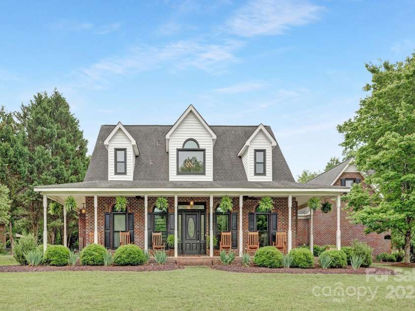 3300 Chancellor Lane, Monroe, NC 28110.  MLS# CAR4219871, YatesRealty ID 18121. Front
