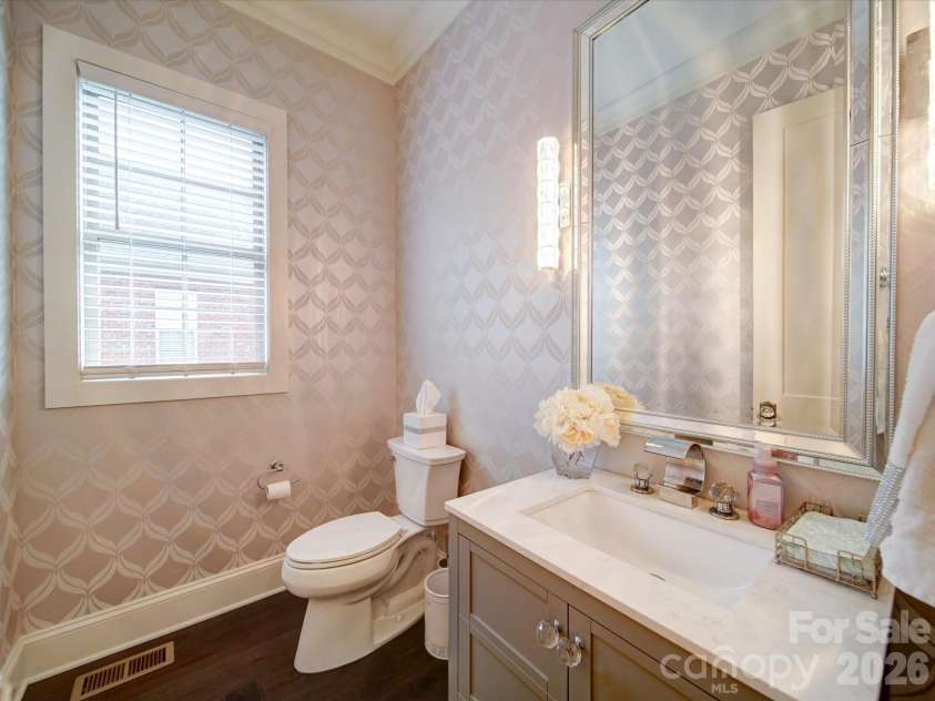 4025 Foxes Trail, Cramerton, NC 28032.  MLS# CAR4375005, YatesRealty ID 18121. 