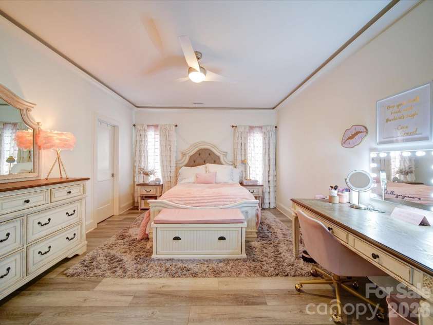 4025 Foxes Trail, Cramerton, NC 28032.  MLS# CAR4375005, YatesRealty ID 18121. 
