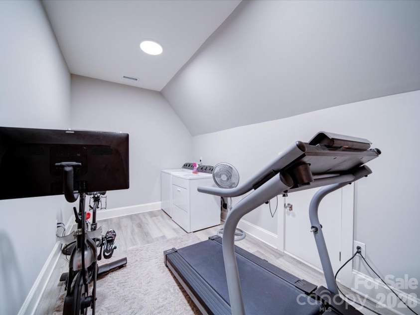 4025 Foxes Trail, Cramerton, NC 28032.  MLS# CAR4375005, YatesRealty ID 18121. 