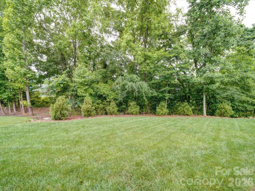 4025 Foxes Trail, Cramerton, NC 28032.  MLS# CAR4375005, YatesRealty ID 18121. 