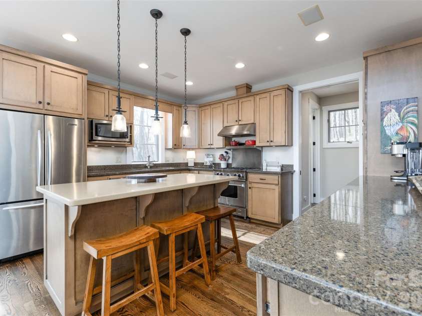 315 Jocassee Trail, Sapphire, NC 28774.  MLS# CAR4401027, YatesRealty ID 18123. 