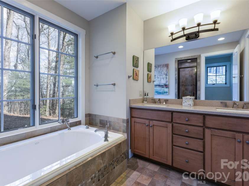 315 Jocassee Trail, Sapphire, NC 28774.  MLS# CAR4401027, YatesRealty ID 18123. 
