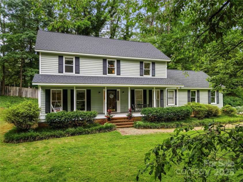 4848 Spicewood Drive, Charlotte, NC 28227.  MLS# CAR4265672, YatesRealty ID 18123. 