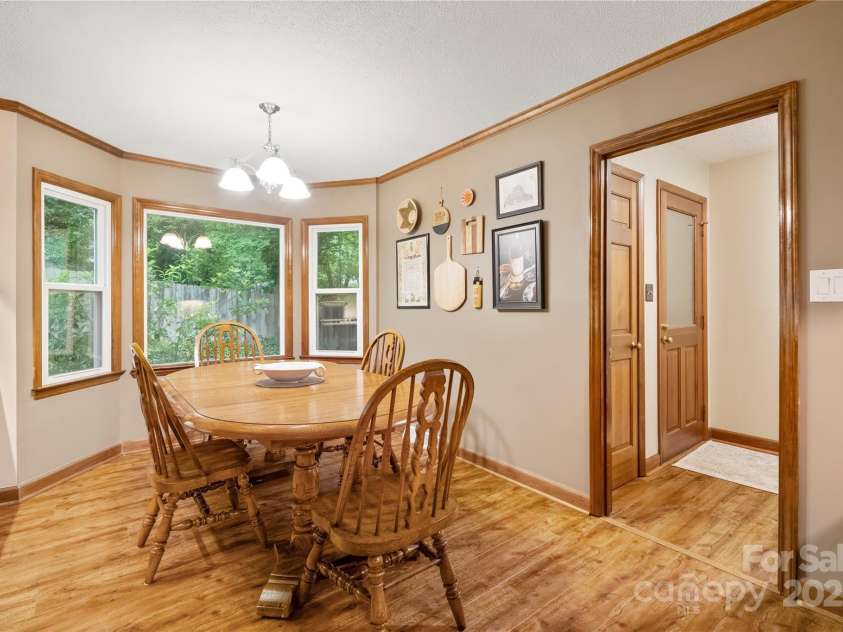 4848 Spicewood Drive, Charlotte, NC 28227.  MLS# CAR4265672, YatesRealty ID 18123. 