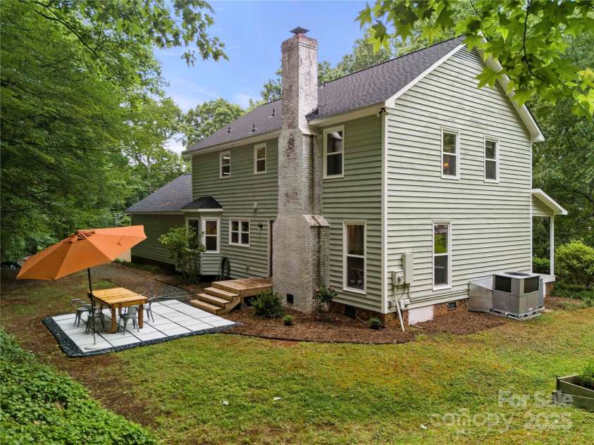 4848 Spicewood Drive, Charlotte, NC 28227.  MLS# CAR4265672, YatesRealty ID 18123. 