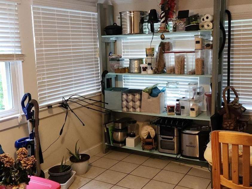 100 Frank Street, Connelly Springs, NC 28612.  MLS# CAR4266121, YatesRealty ID 18124. 