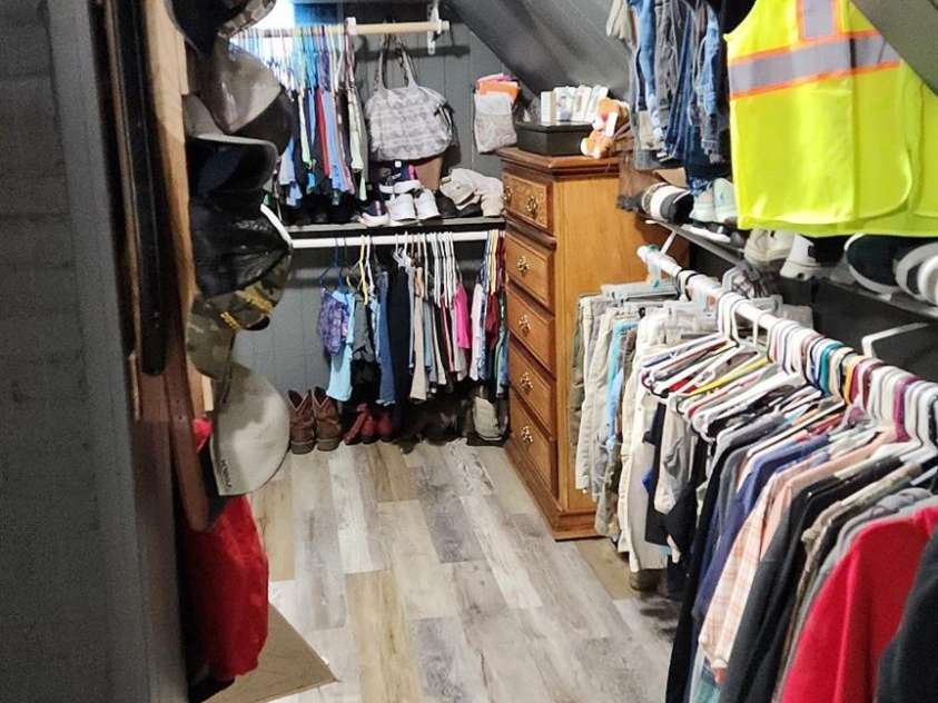 100 Frank Street, Connelly Springs, NC 28612.  MLS# CAR4266121, YatesRealty ID 18124. 