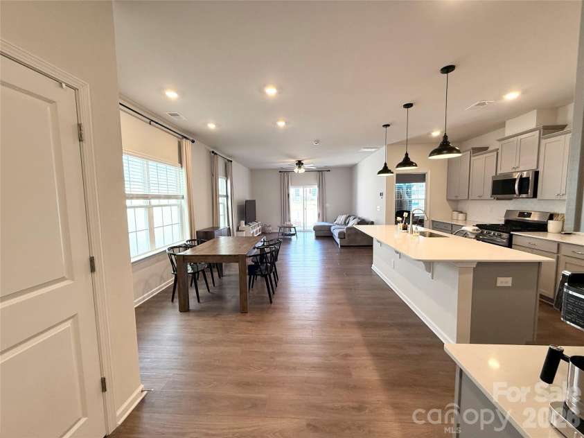 6570 Gopher Road, Lancaster, SC 29720.  MLS# CAR4343153, YatesRealty ID 18124. Beautiful open floor plan perfect for entertaining guests or relaxing at home. 