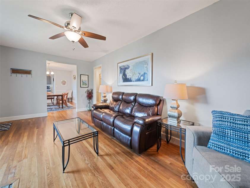31 West End Circle, Waynesville, NC 28785.  MLS# CAR4200988, YatesRealty ID 18125. Living Room